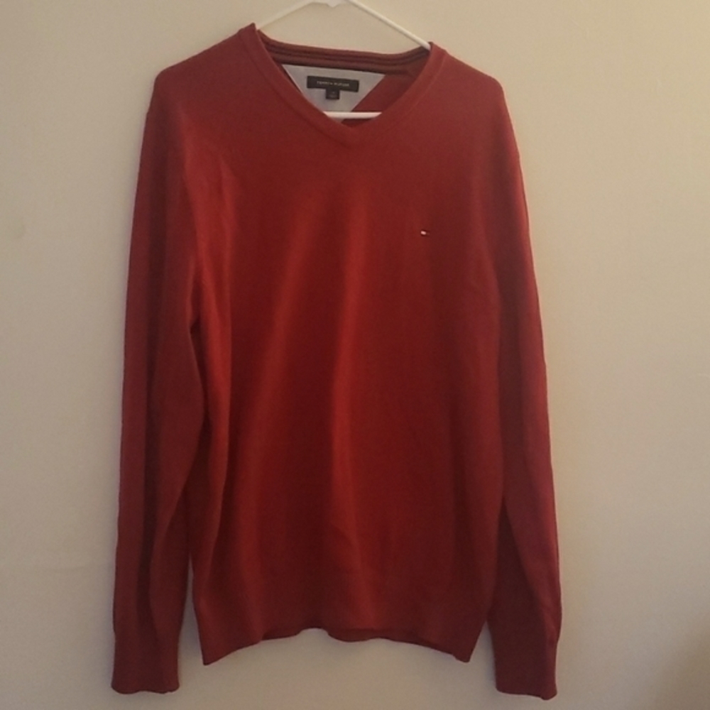 Large Vintage Tommy Hilfiger Vneck Sweater